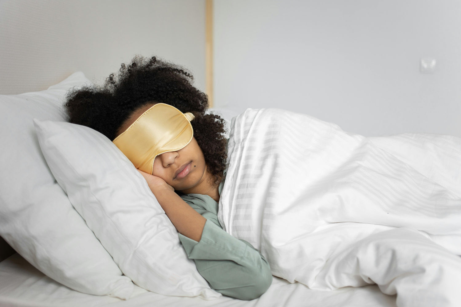 The Sleep Environment Checklist: What Your Bedroom Might Be Getting Wrong