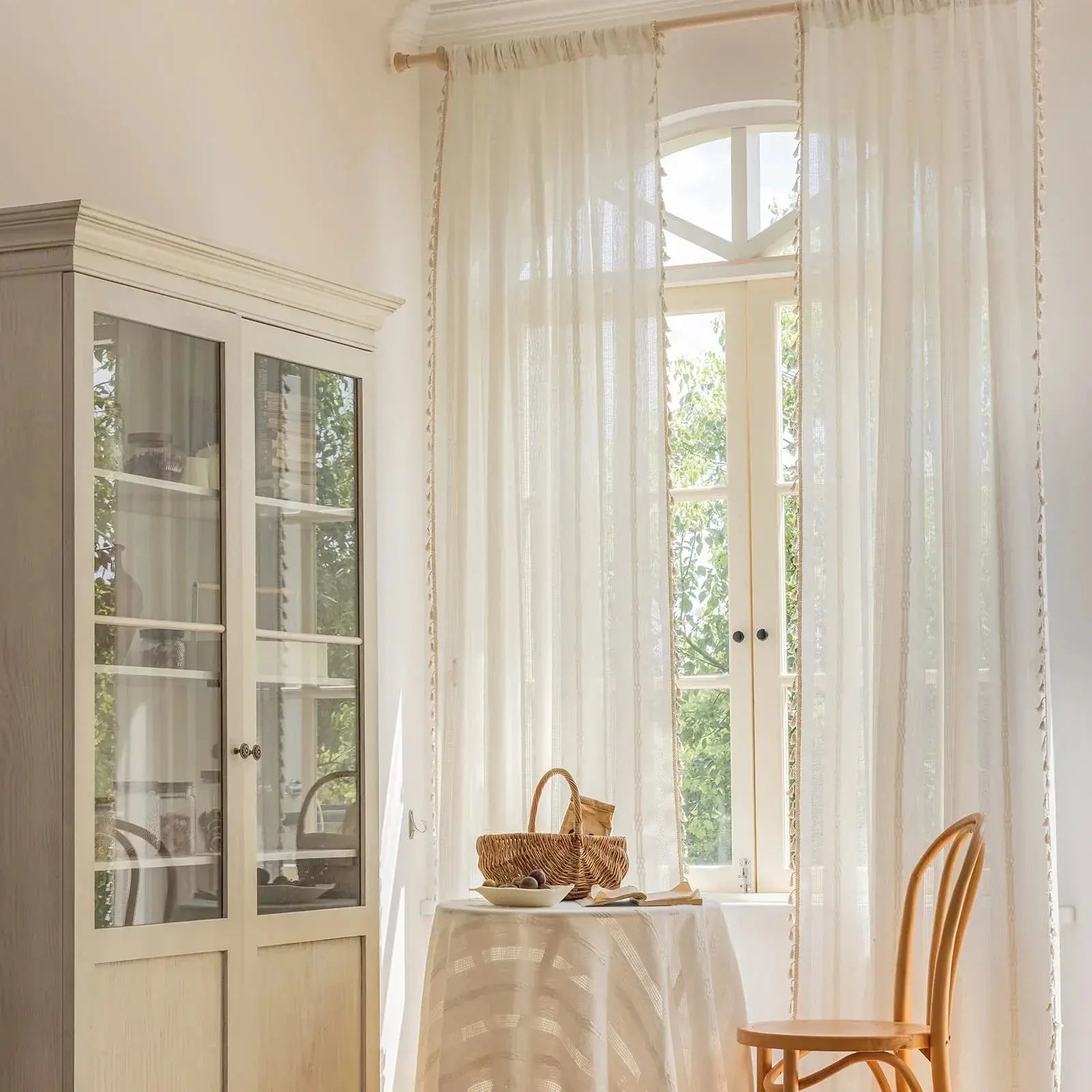 Goodinary® Jacquard Hollow-Out White Tulle Curtains Goodinary