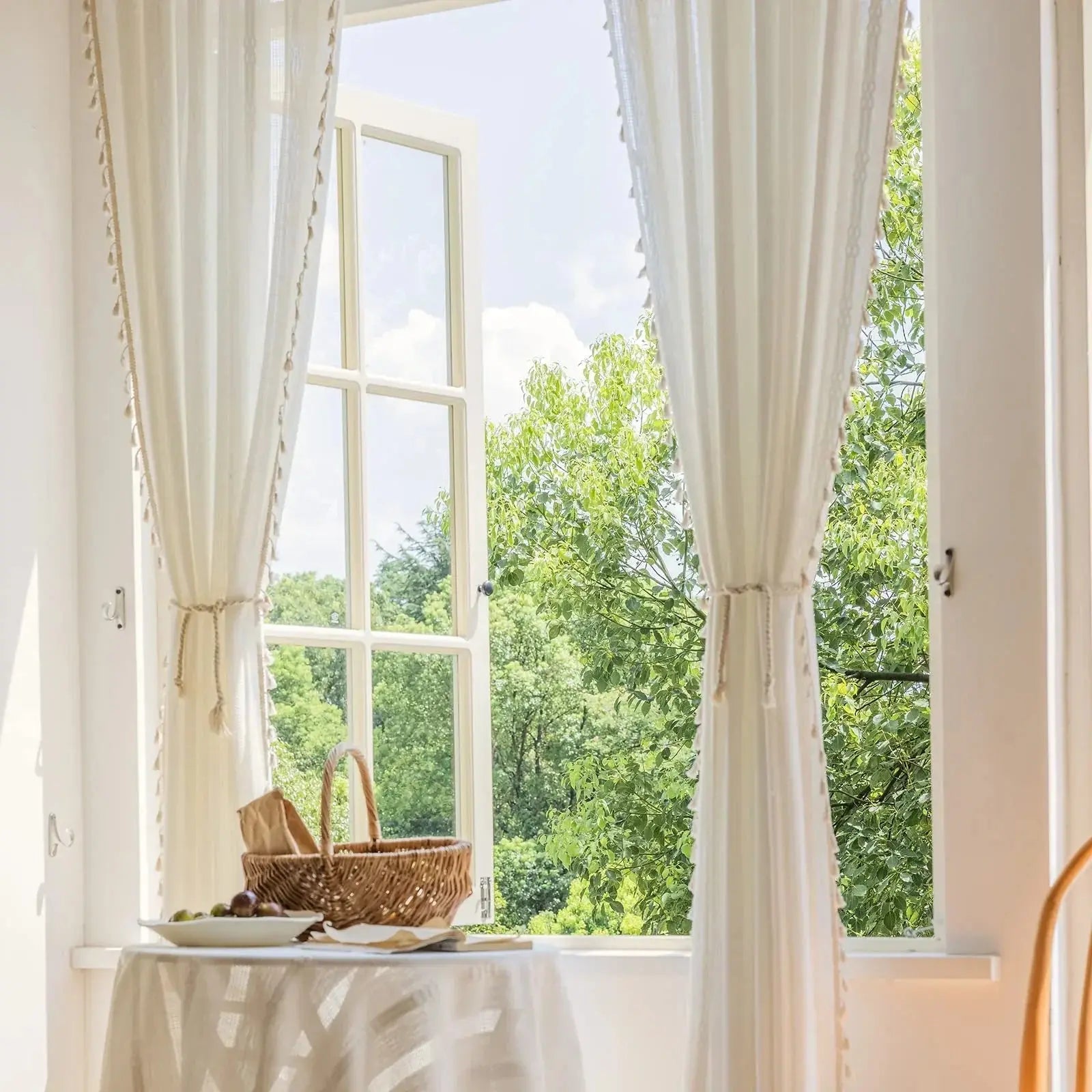 Goodinary® Jacquard Hollow-Out White Tulle Curtains Goodinary