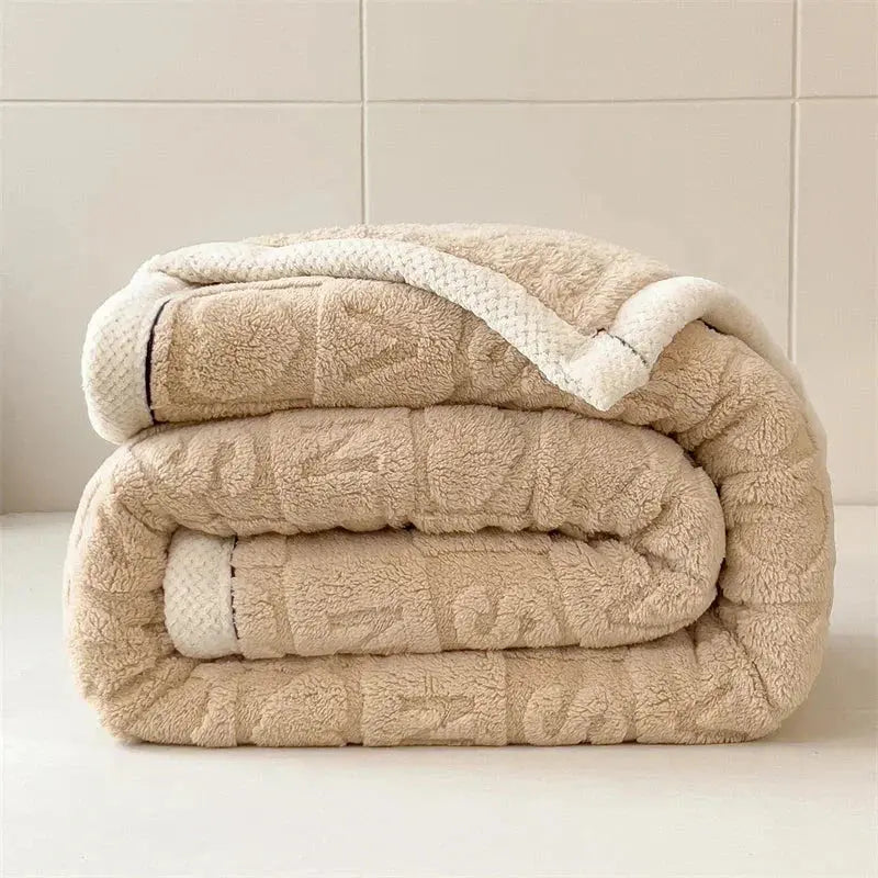 Goodinary® Love Taffu Solid-Color Multifunctional Blanket Goodinary