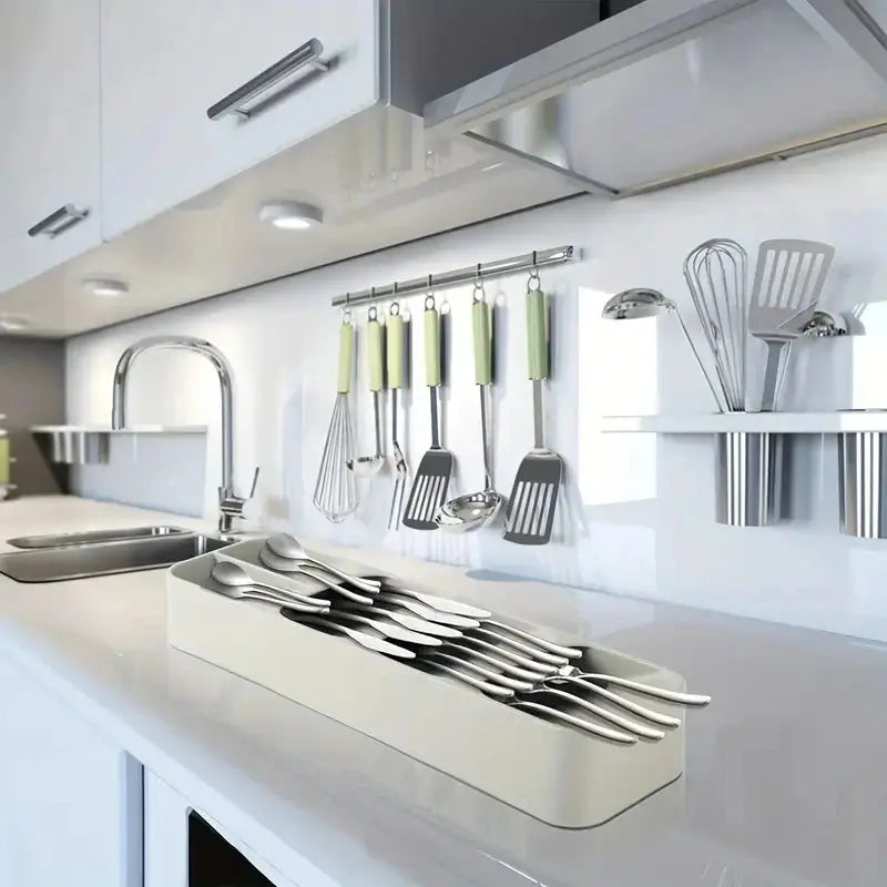 Multi-purpose Cutlery Storage Tray Cutlery Fork Spoon Compartmentalized Organizer Kitchen Drawer Categorized Storage Boxes