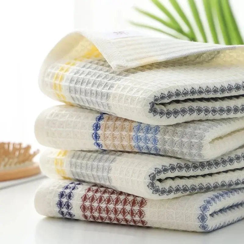 100% Pure cotton waffle bath towel is soft and absorbent for adults. Honeycomb bath towel is fluffy and skin friendly