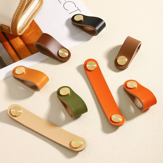 Goodinary® Leather Cable Clips (3 Pcs)