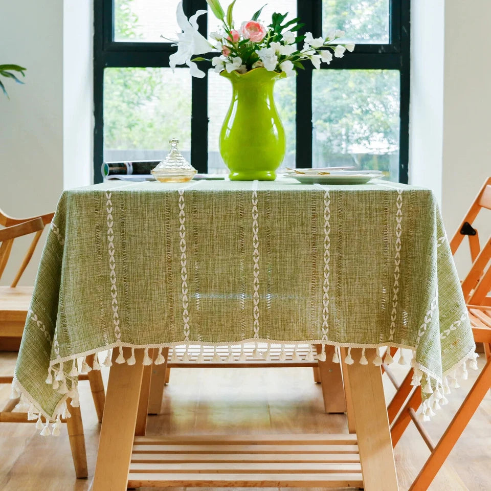 Goodinary® Hemstitched Edges Farmhouse Style Linen Tablecloth