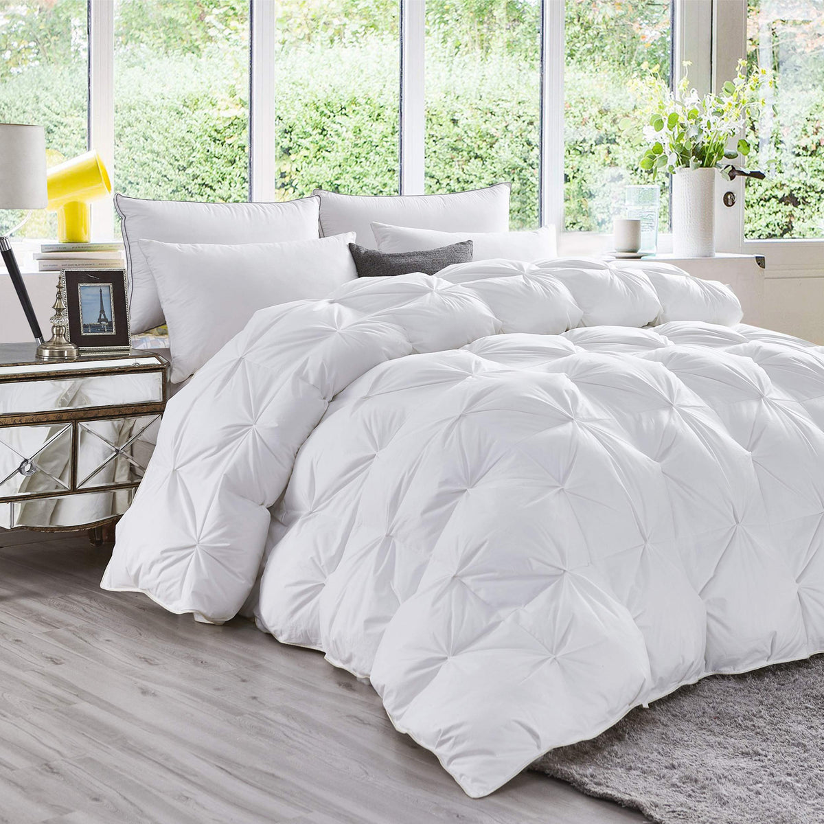 Goodinary® Goose Down Comforter with Pinch Pleat