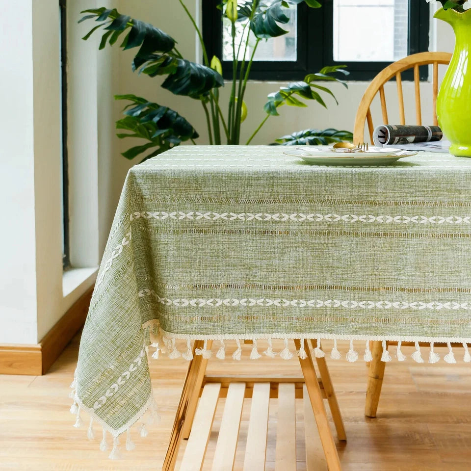 Goodinary® Hemstitched Edges Farmhouse Style Linen Tablecloth