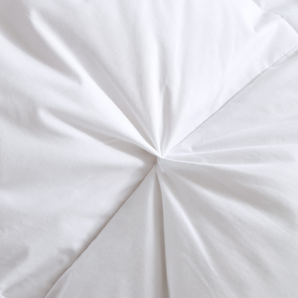 Goodinary® Goose Down Comforter with Pinch Pleat