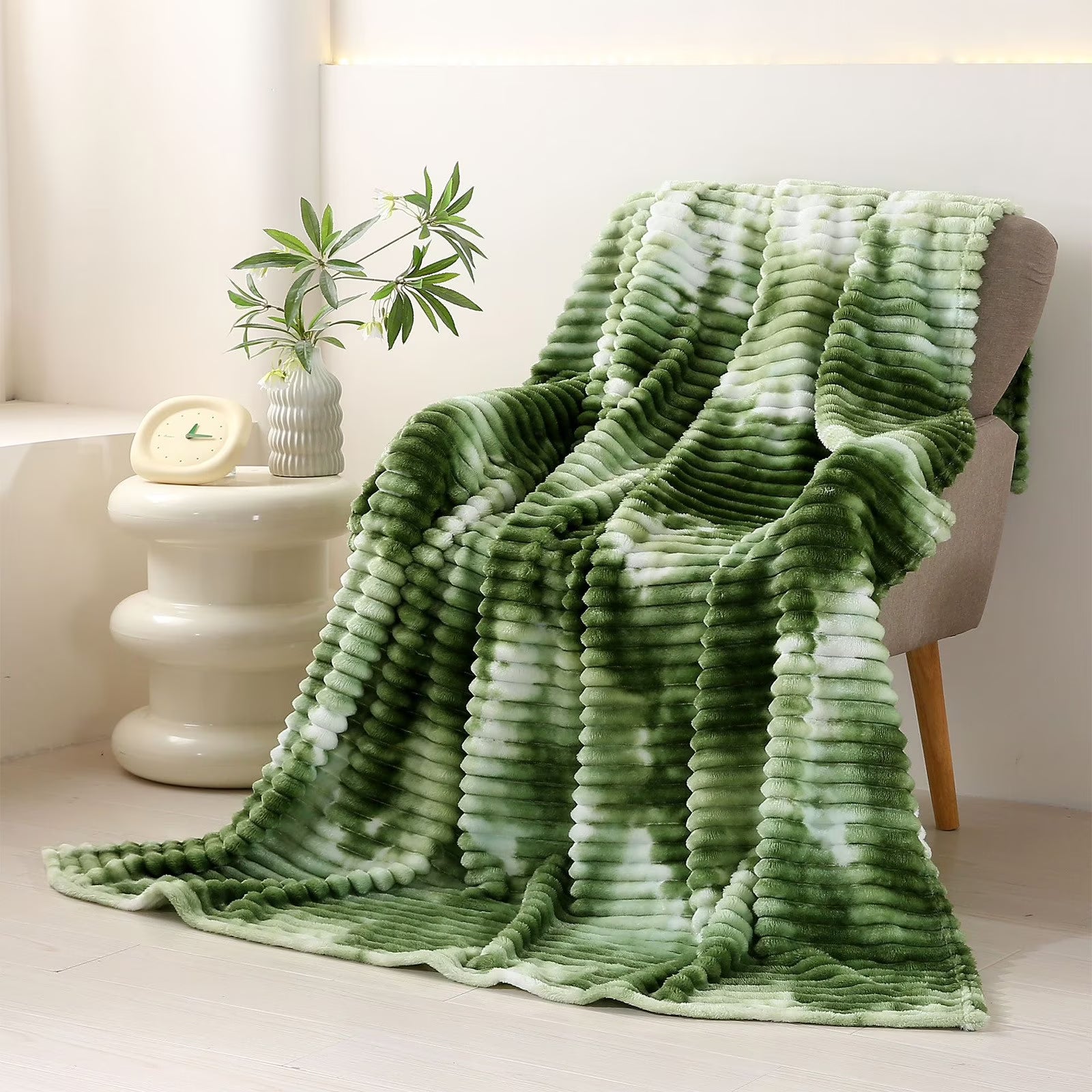 Goodinary® Tie Dye Thick Flannel Fleece Blanket