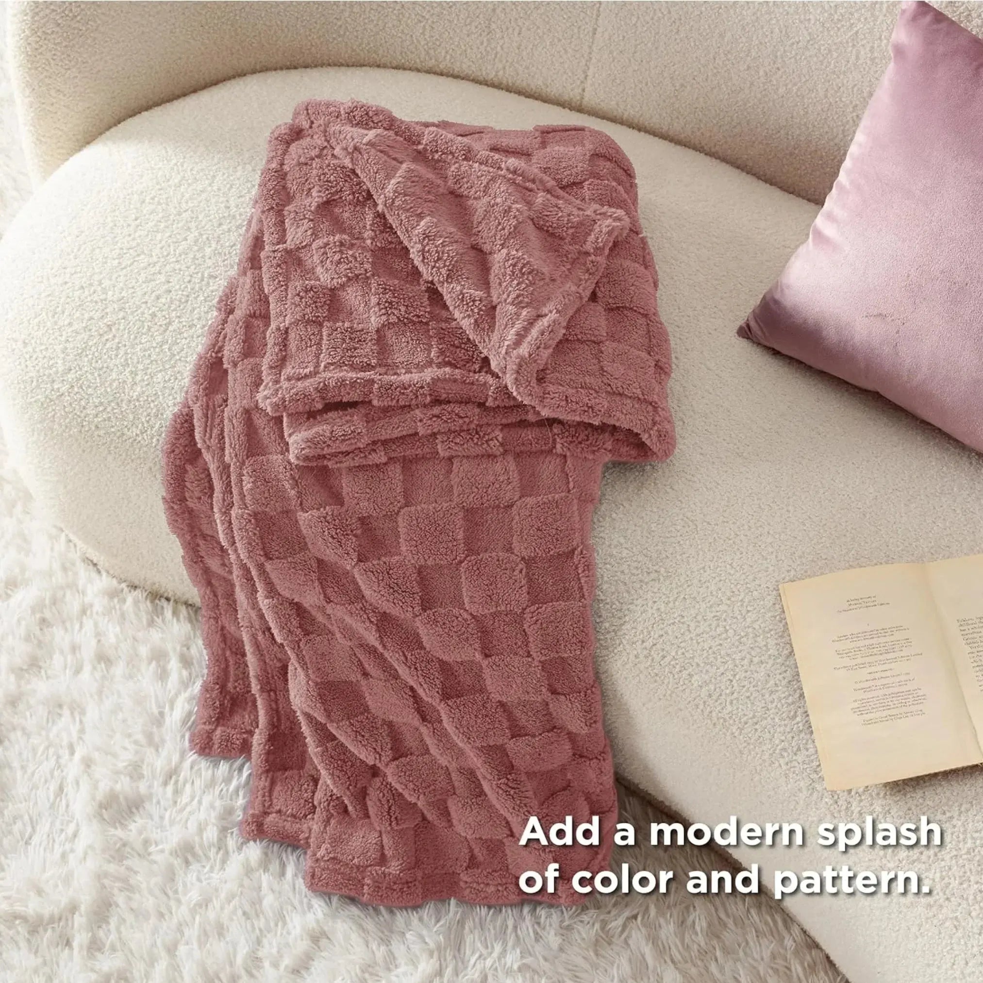 Goodinary® Checkered Throw Blanket Soft Fleece Cozy Goodinary