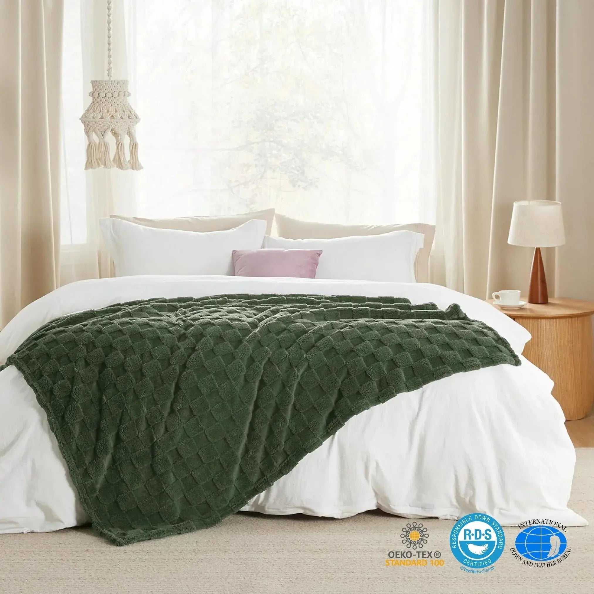Goodinary® Checkered Throw Blanket Soft Fleece Cozy Goodinary