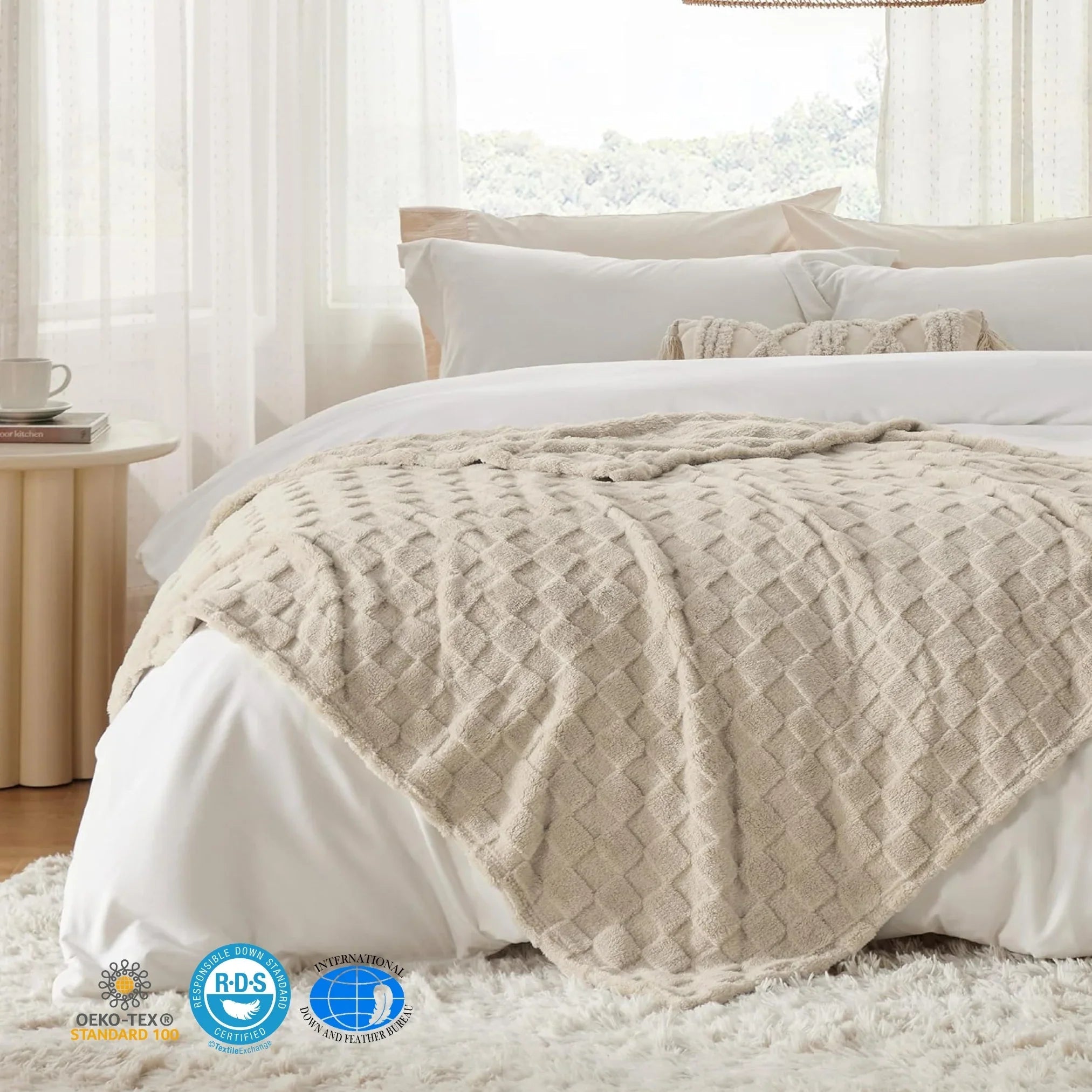 Goodinary® Checkered Throw Blanket Soft Fleece Cozy