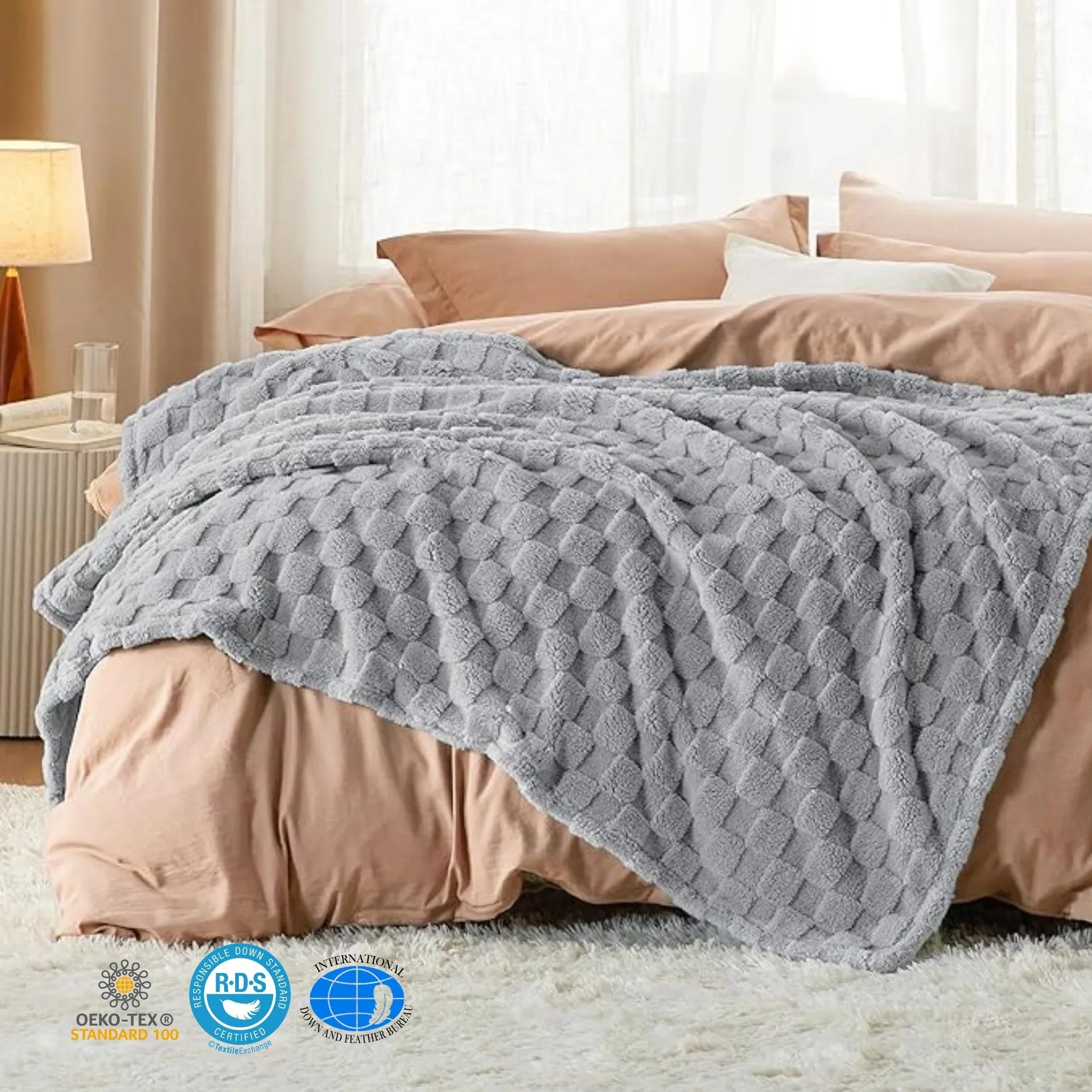 Goodinary® Checkered Throw Blanket Soft Fleece Cozy