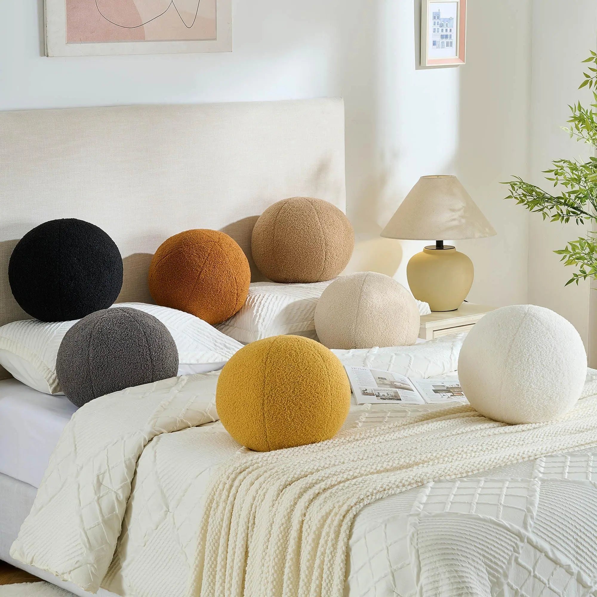 Goodinary® Round Ball Decorative Pillow Minimalist Cushion Goodinary