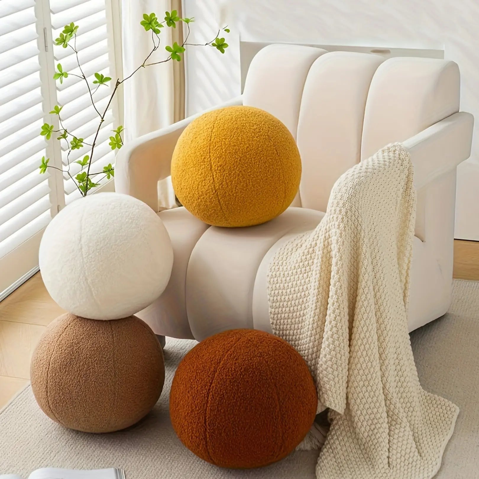 Goodinary® Round Ball Decorative Pillow Minimalist Cushion Goodinary