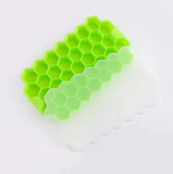 37 Cavity Ice Cube Mold Reusable Silicone Ice Cube Mold BPA Free Ice Cream Maker with Lids DIY Popsicle Mold Ice Cube Trays