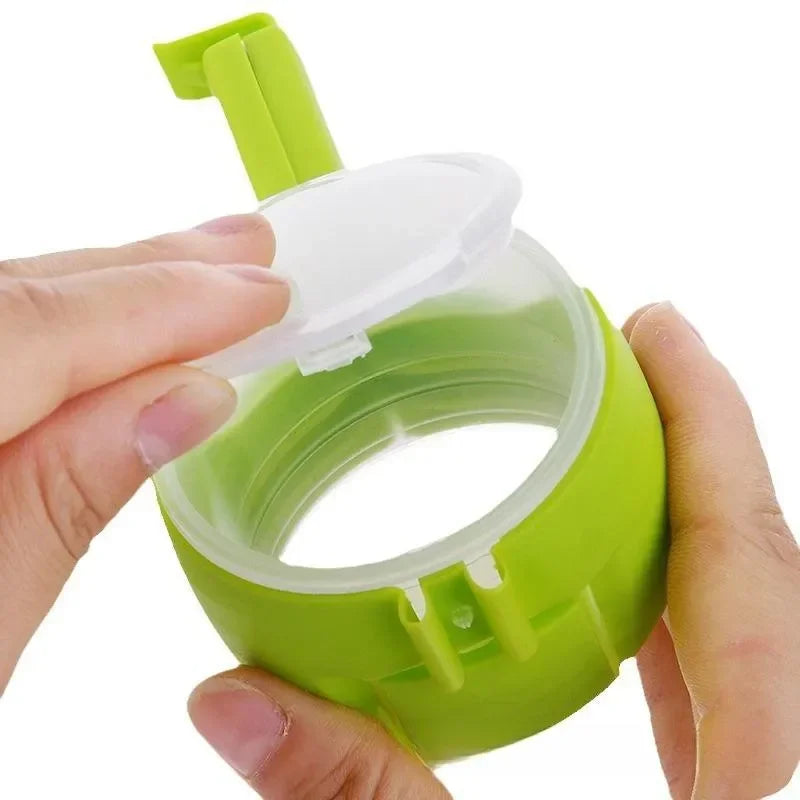 1pcs New Snack sealing clip food bag sealer Clamp Plastic Food Saver Travel Kitchen Gadgets Seal Pour Food Storage Bag Cap Clip