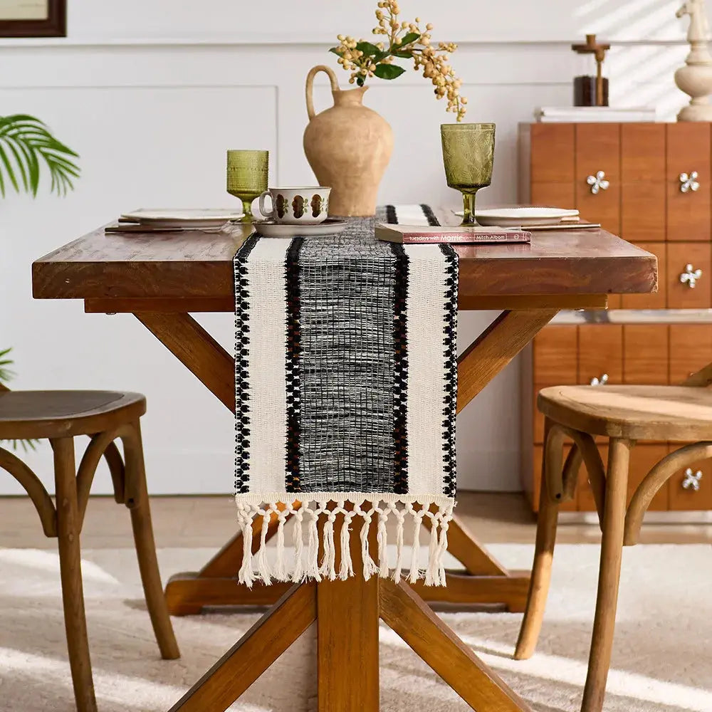 New Multi-Color Table Runner Nordic Hollow Tassel Tablecloth Table Decoration Home Coffee Table Shoe Cabinet Cover Towel