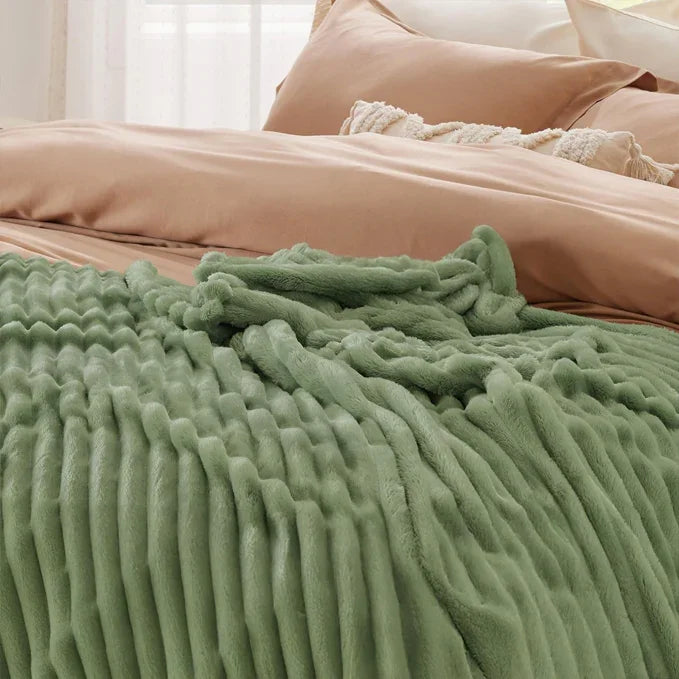 Goodinary® Luxury Soft Faux Rabbit Fur Throw Blanket