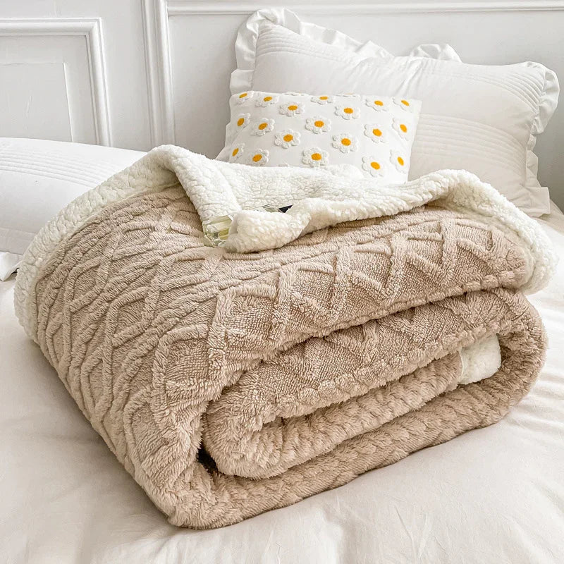 Goodinary® Soft Woolen Blanket with Lamb Velvet