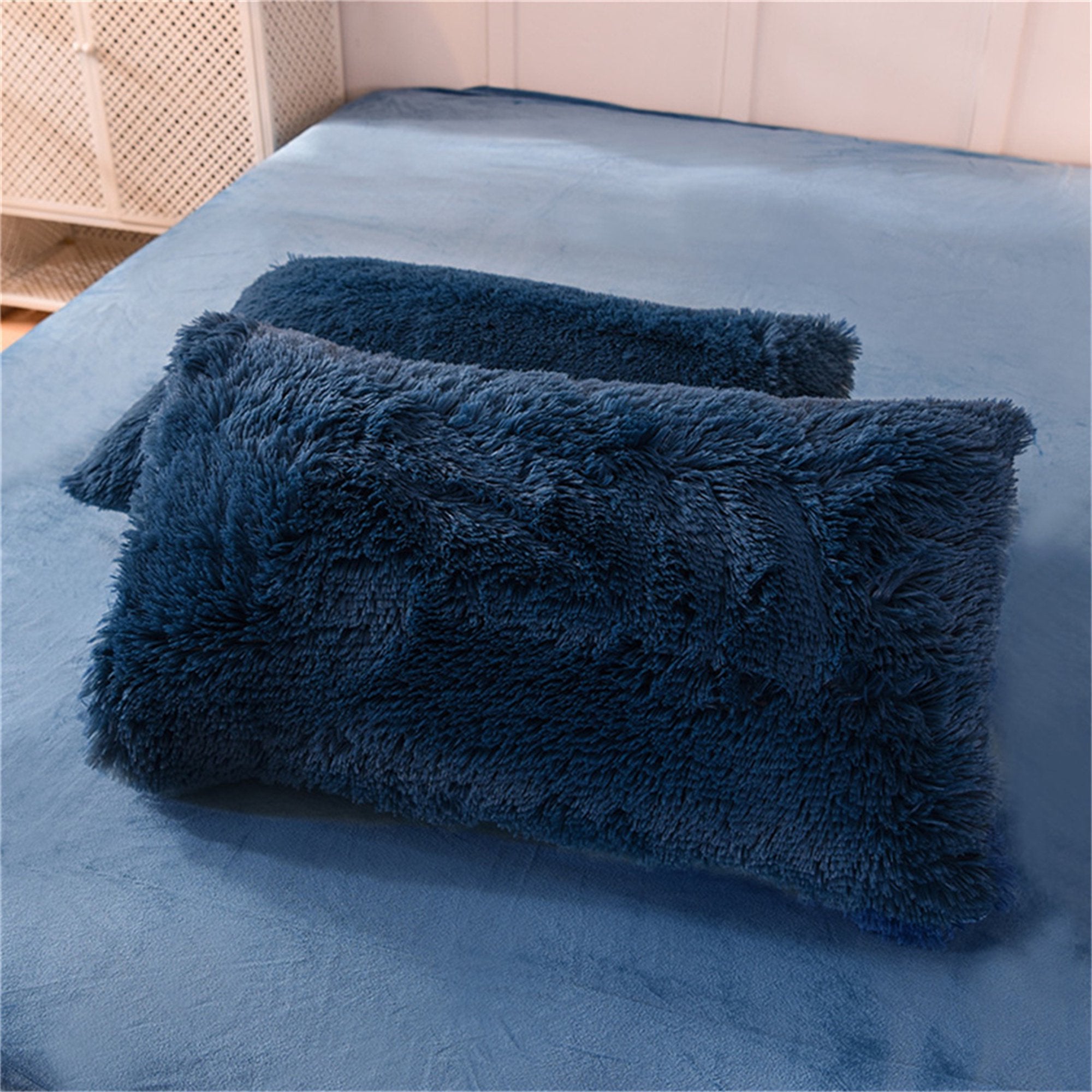 Goodinary® Faux Fur Plush Duvet Cover Set (4 Pcs)