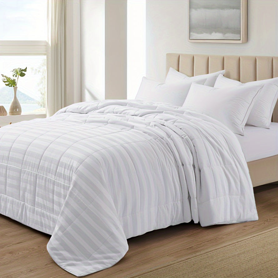 Goodinary® Ultra Soft Down Alternative Summer Comforter