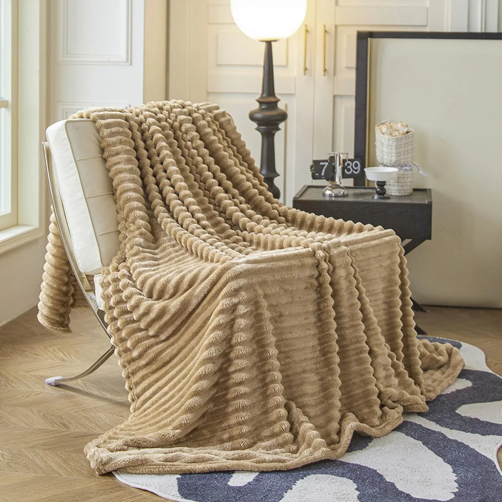 Goodinary® Luxury Soft Faux Rabbit Fur Throw Blanket